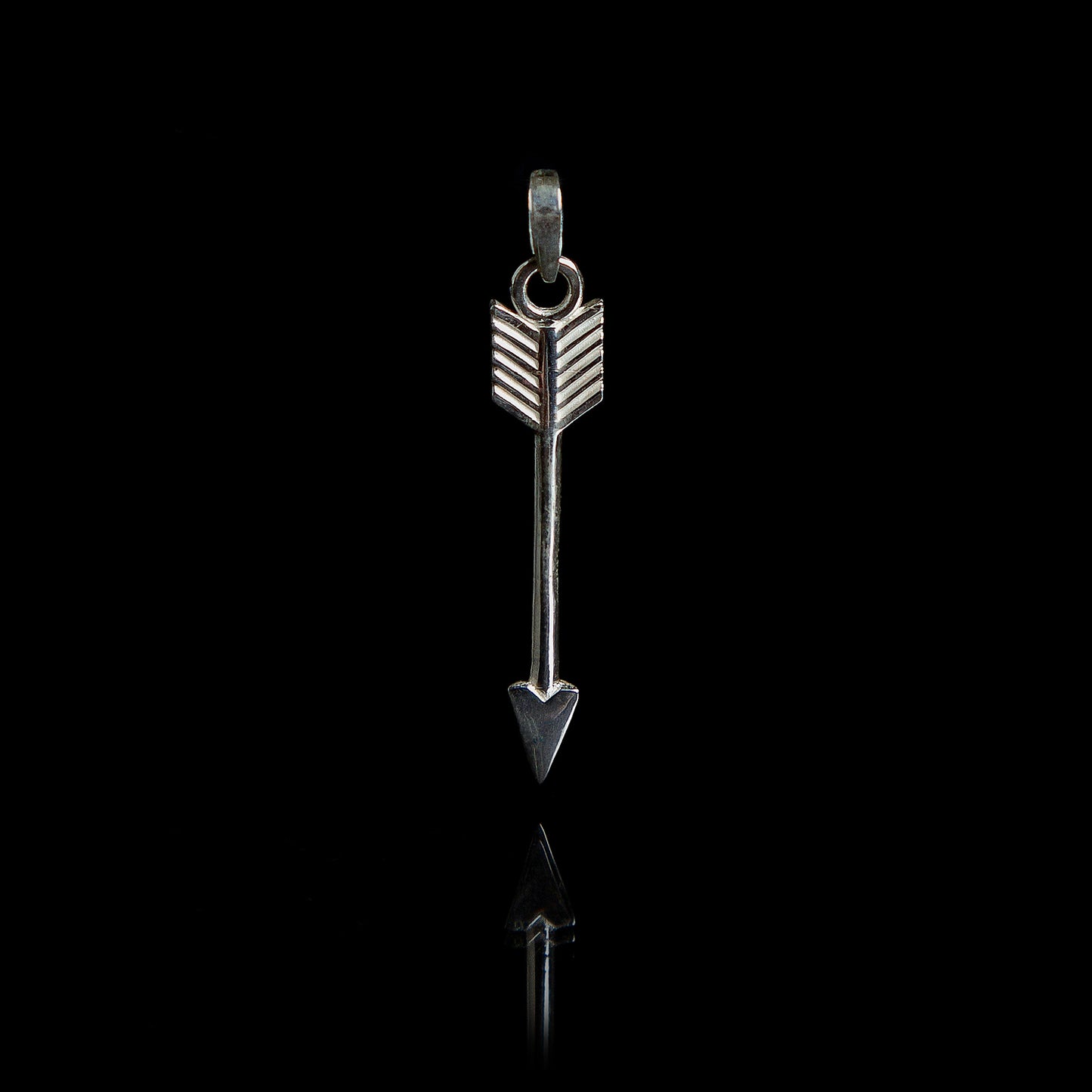 Old Siller - Pingente de Prata Arrow
