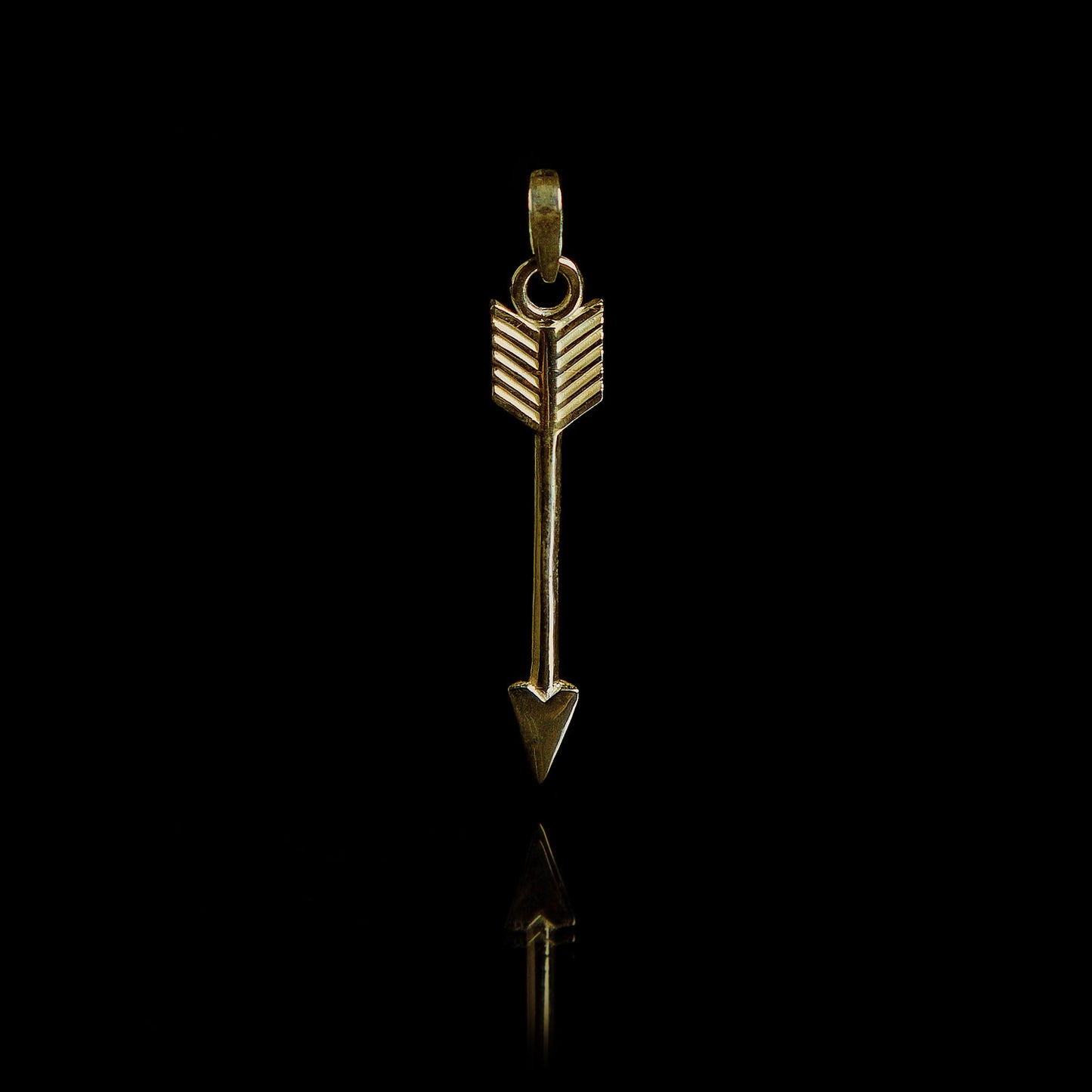 Pingente de Prata Arrow Banhado a Ouro