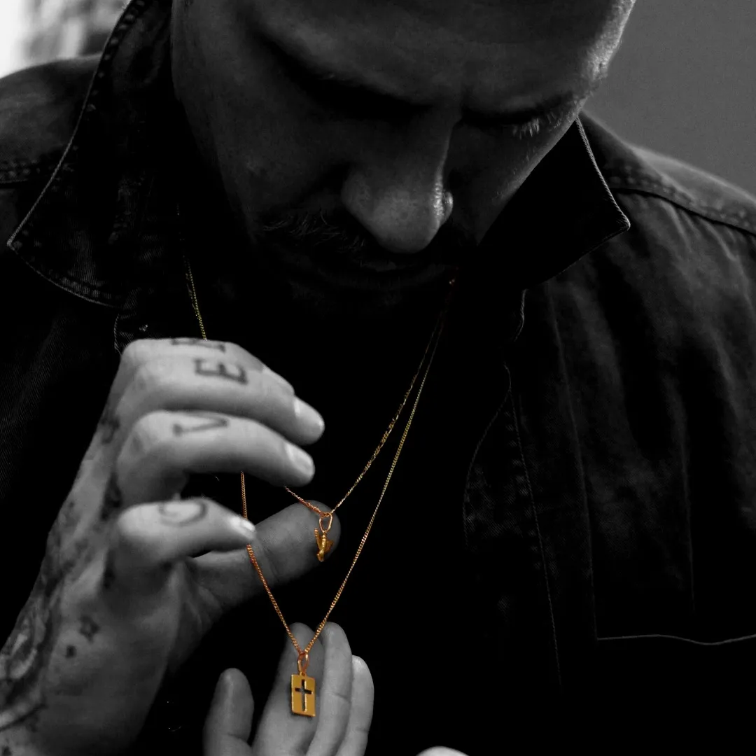 Colar de Prata Peace Small Banhado a Ouro