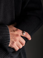 MATERIAL: PRATA | Anel Noir em Prata 925