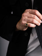 MATERIAL: PRATA BANHADA A OURO | Anel Nox em Prata 925 banhada a Ouro 18k