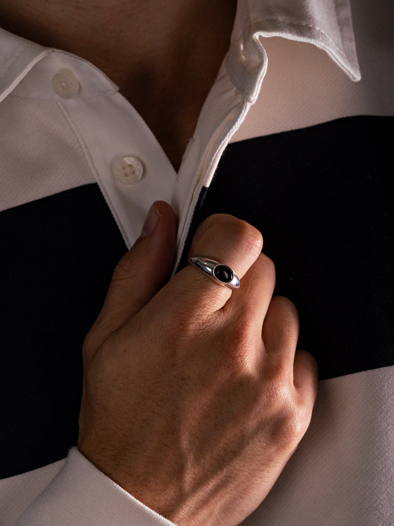 MATERIAL: PRATA | Anel Nyx em Prata 925