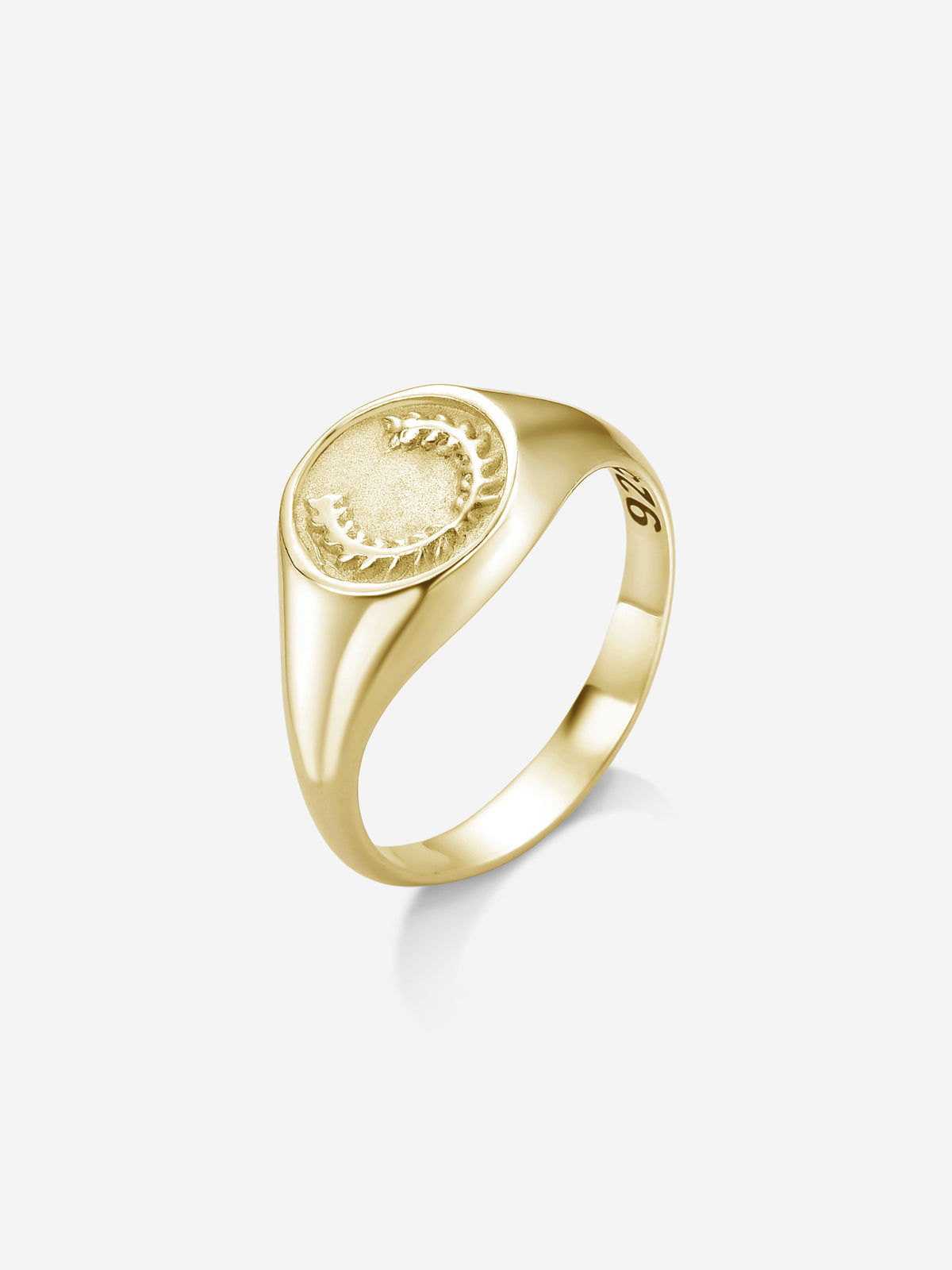 MATERIAL: PRATA BANHADA A OURO | Anel Triumph em Prata 925 banhada a Ouro 18k