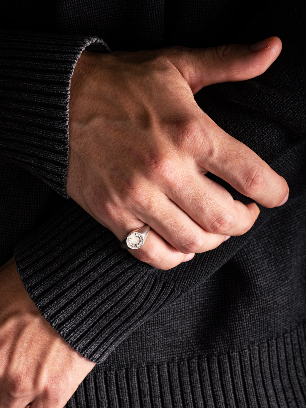 MATERIAL: Ouro | Anel Triumph em Prata