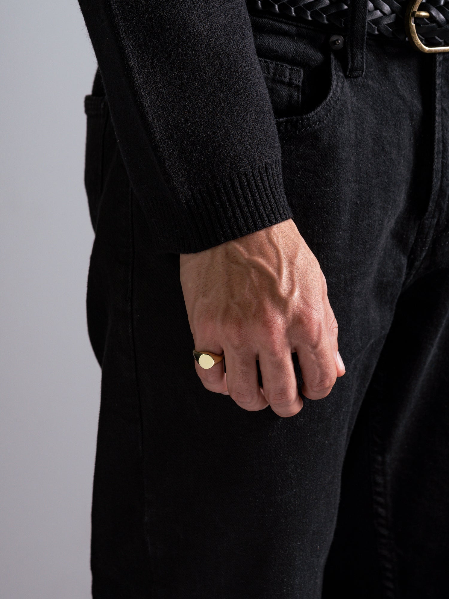 MATERIAL: PRATA BANHADA A OURO | Anel Victory em Prata 925 banhada a Ouro 18k