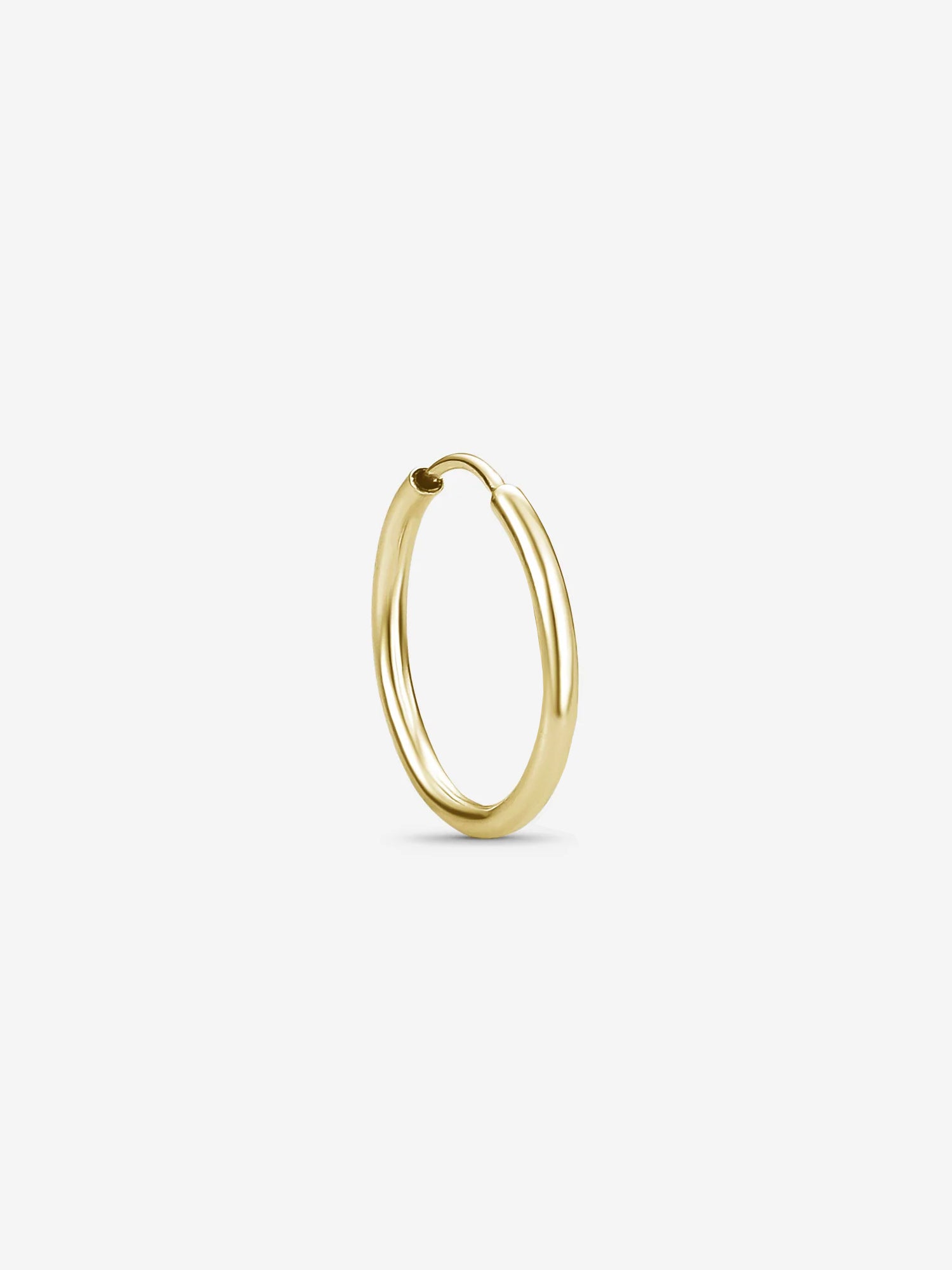 MATERIAL: PRATA BANHADA A OURO | Argola Medium em Prata 925 banhada a Ouro 18k