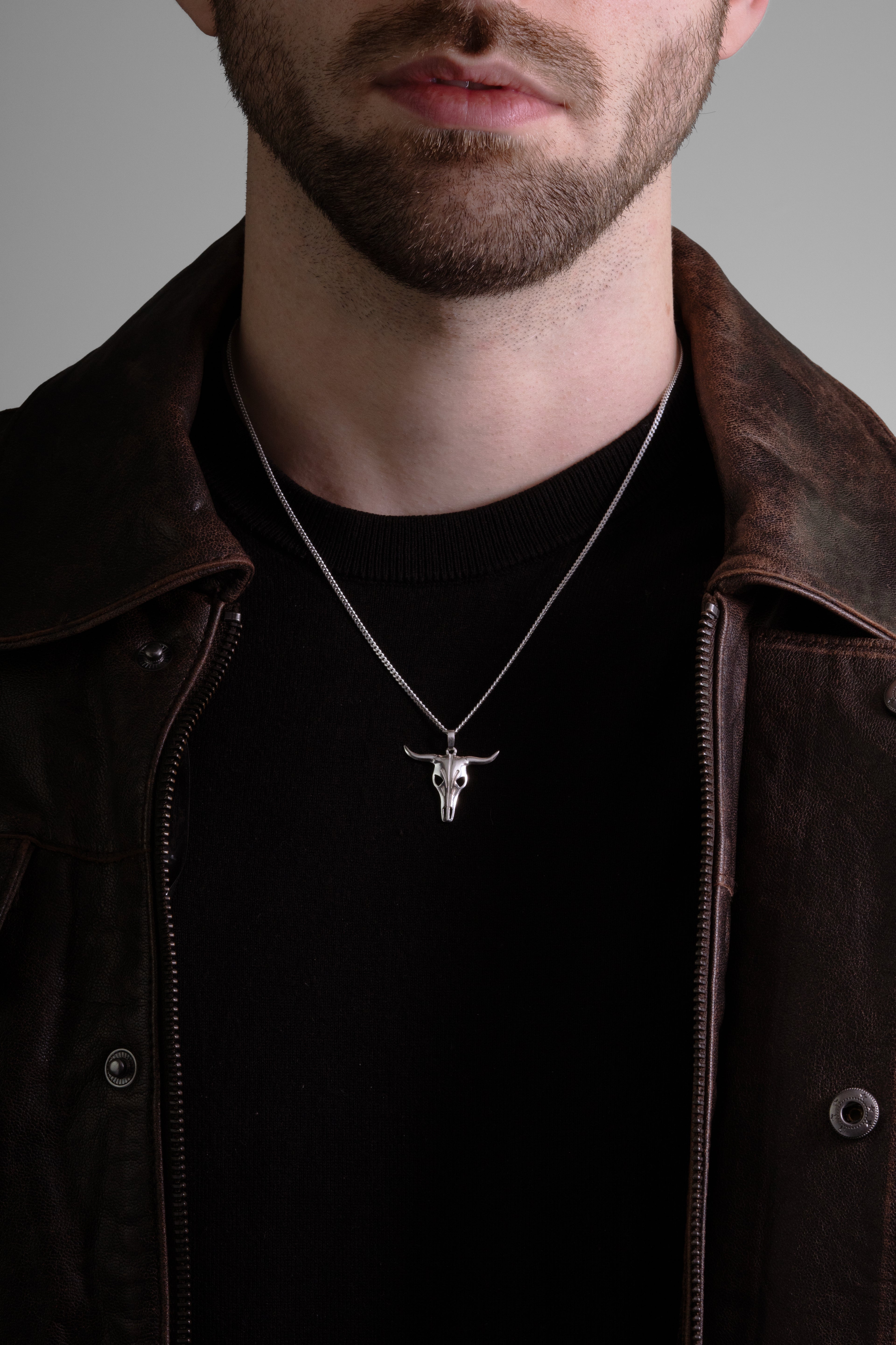 MATERIAL: PRATA 925 |  Colar Bull  PRATA 925 Modelo em Prata 925