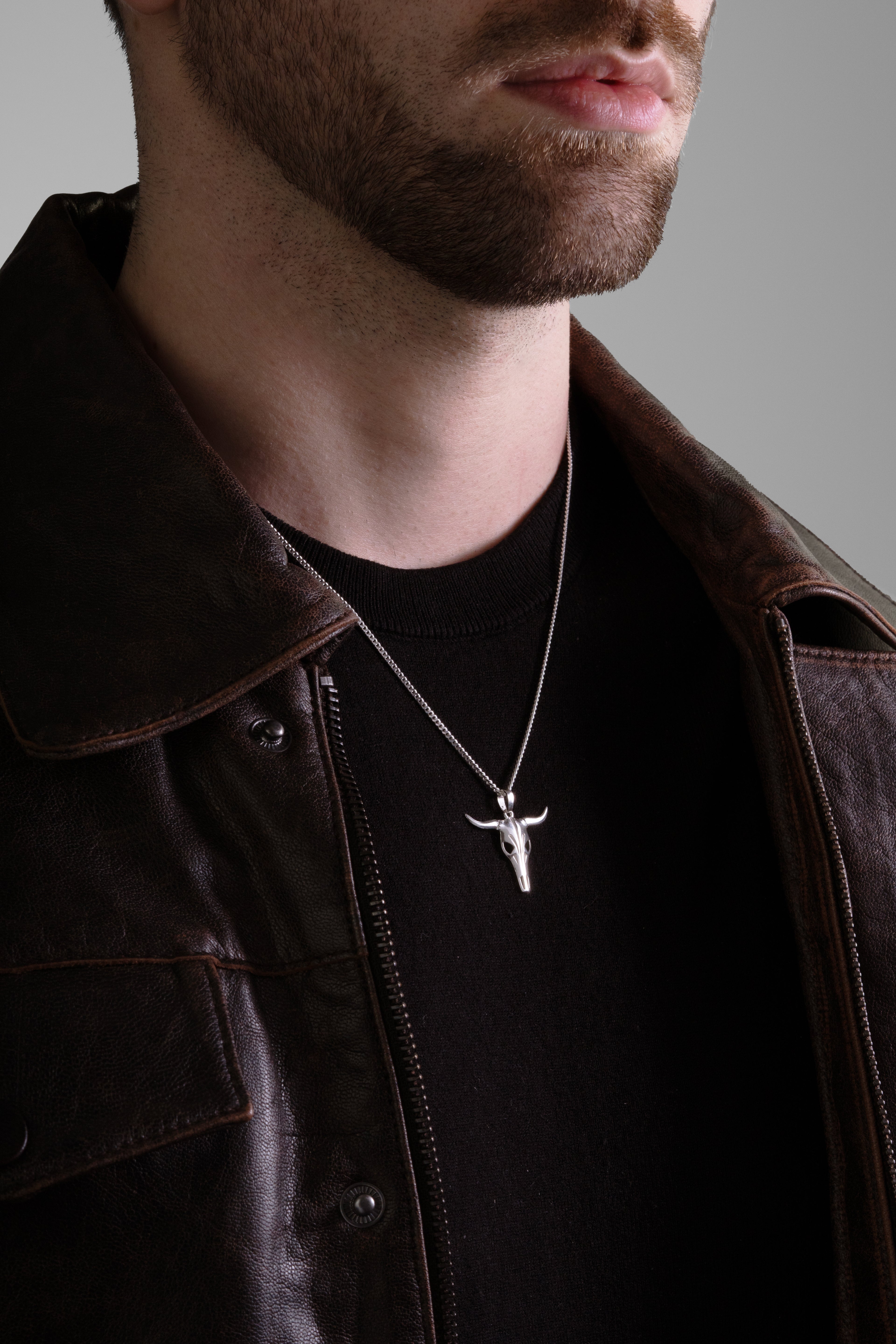 MATERIAL: PRATA 925 |  Colar Bull  PRATA 925 Modelo em Prata 925