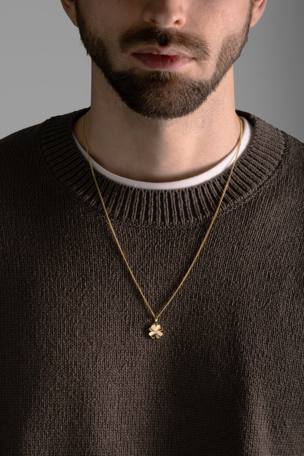 MATERIAL: PRATA BANHADA A OURO | Pingente Clover Mini em Prata 925 banhada a Ouro 18k