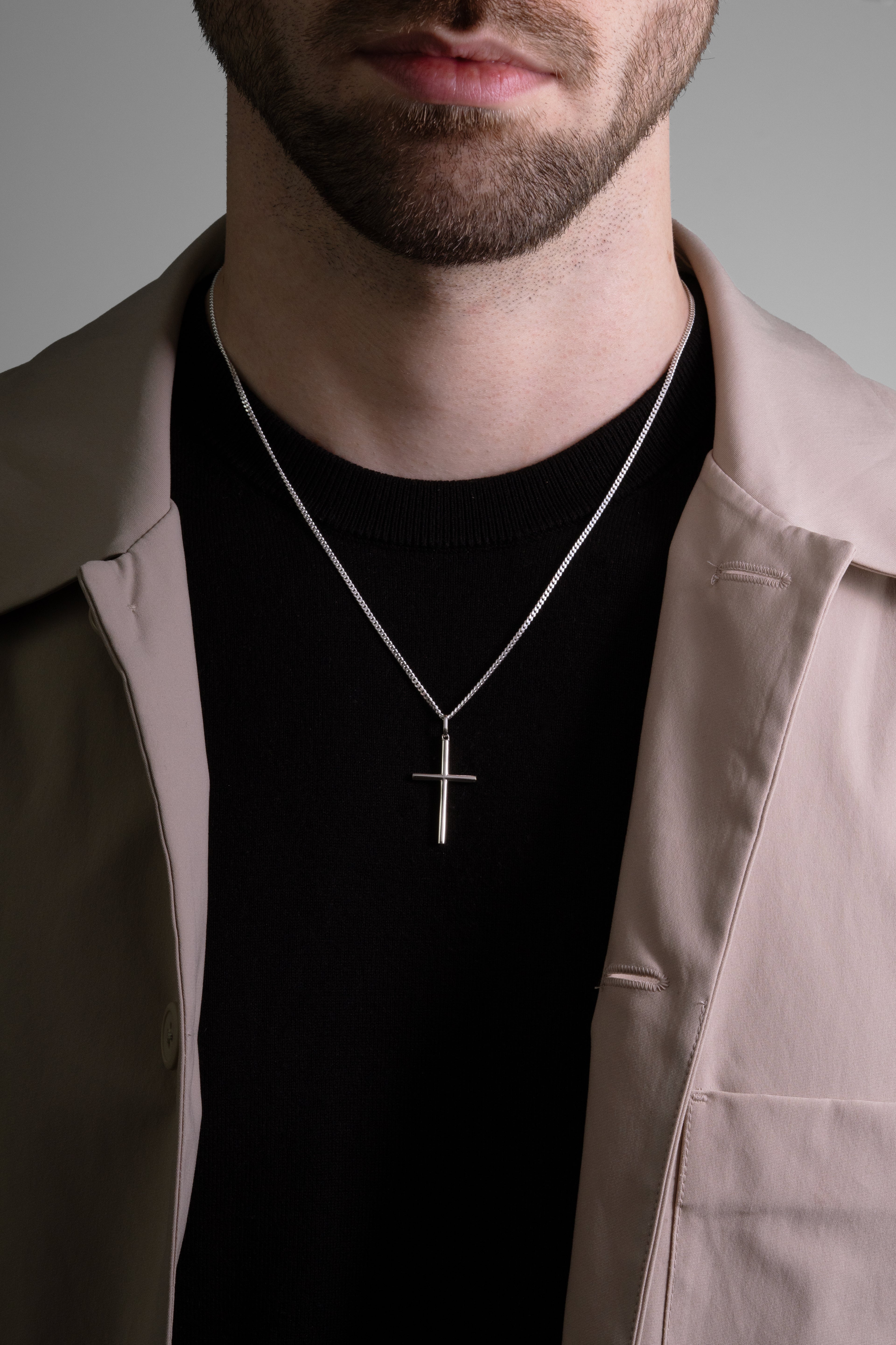 MATERIAL: PRATA 925 |  Colar Cross Medium PRATA 925 Modelo em Prata 925