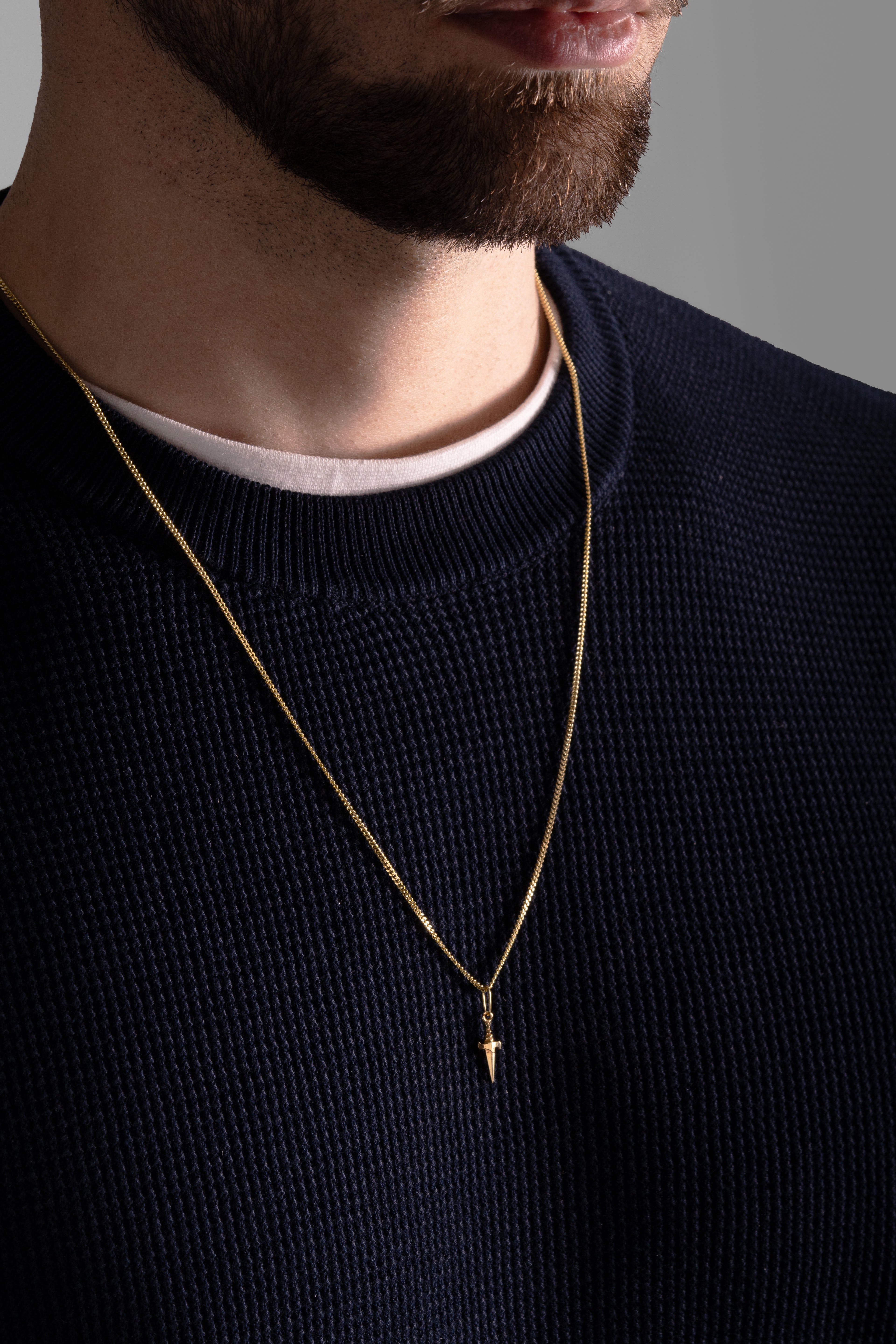 MATERIAL: PRATA BANHADA A OURO |  Colar Dagger PRATA BANHADA A OURO Modelo em Prata 925