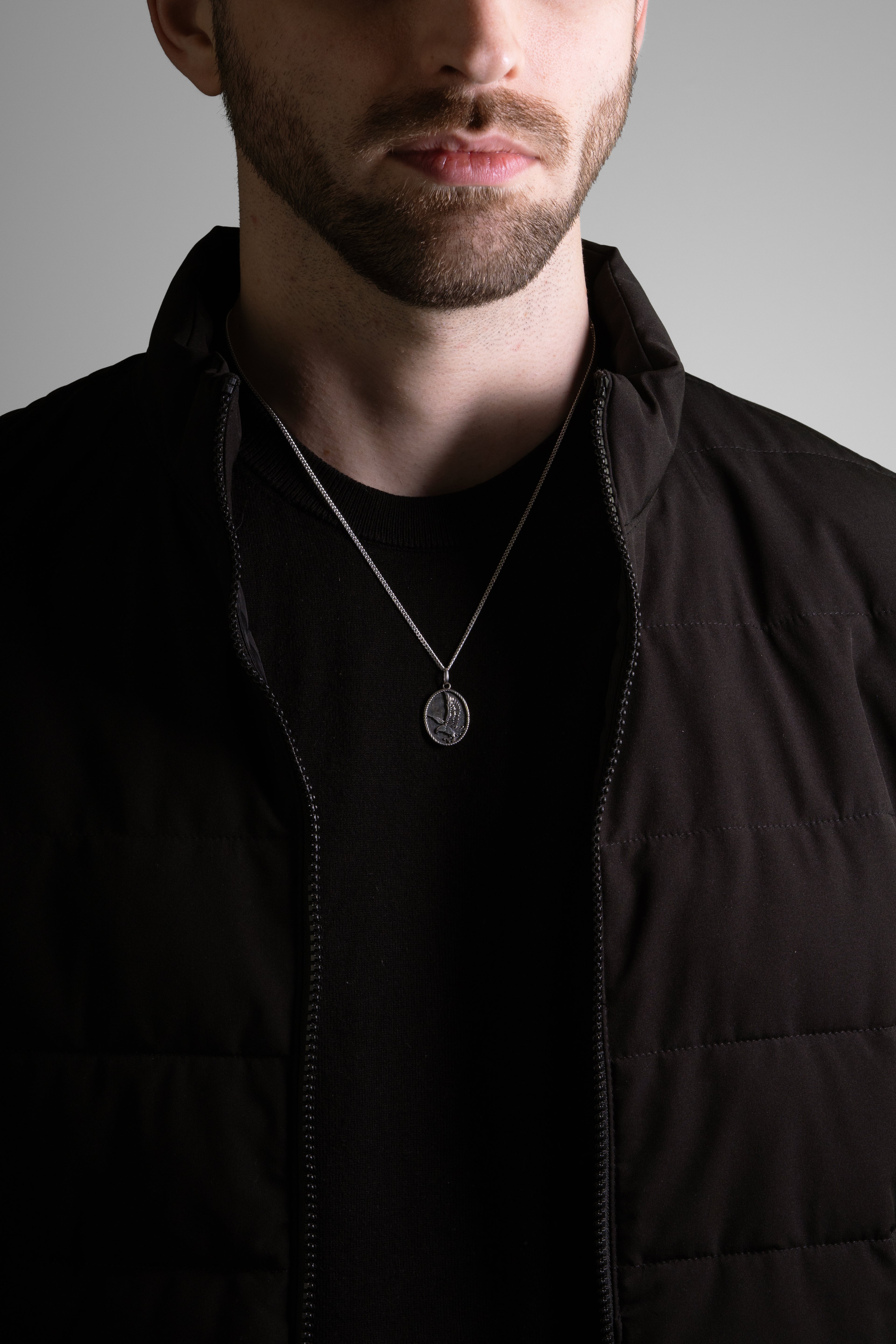 MATERIAL: PRATA OXIDADA | Colar Honor em Prata 925 Oxidada