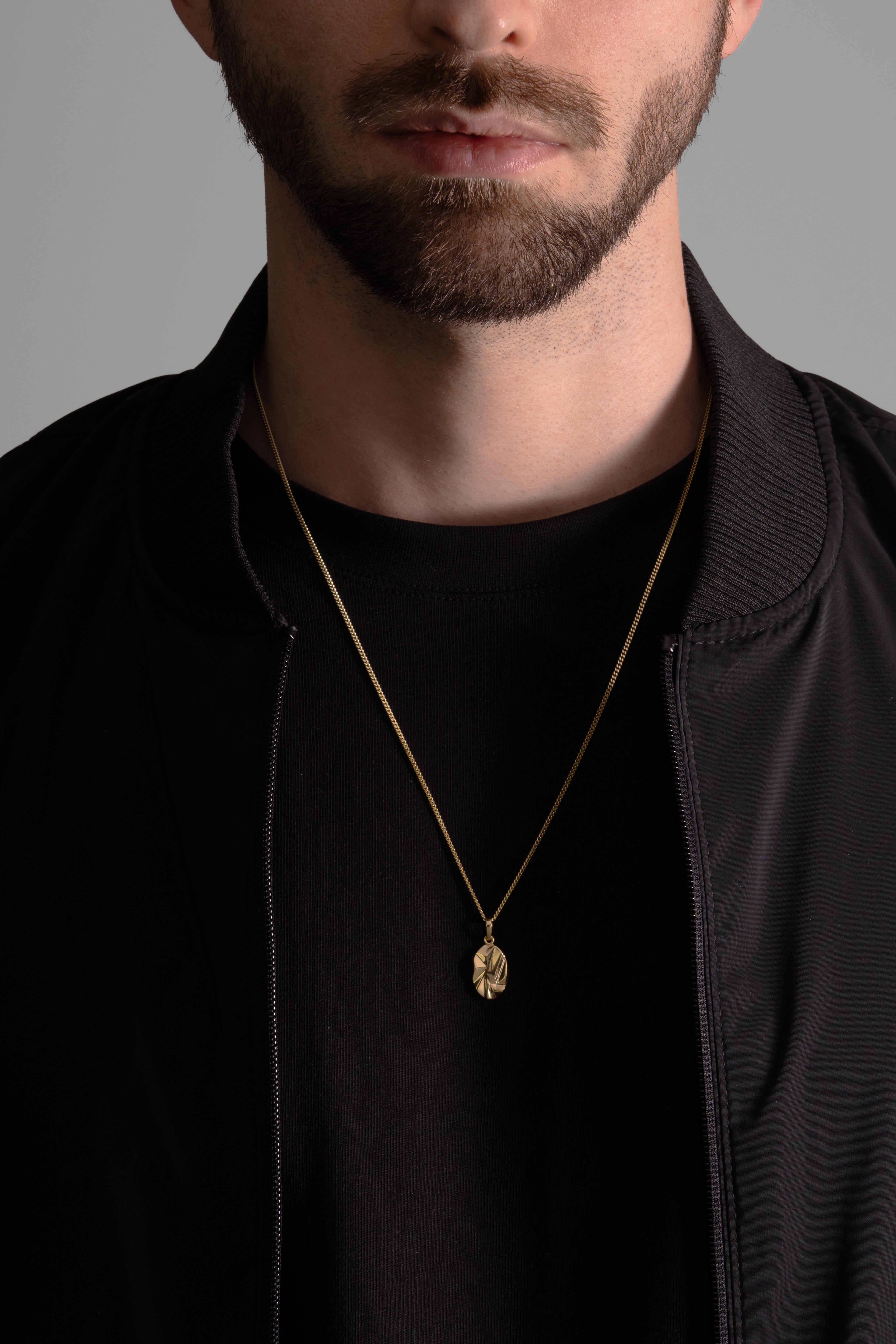 MATERIAL: PRATA BANHADA A OURO |  Colar Impact Oval PRATA BANHADA A OURO Modelo em Prata 925