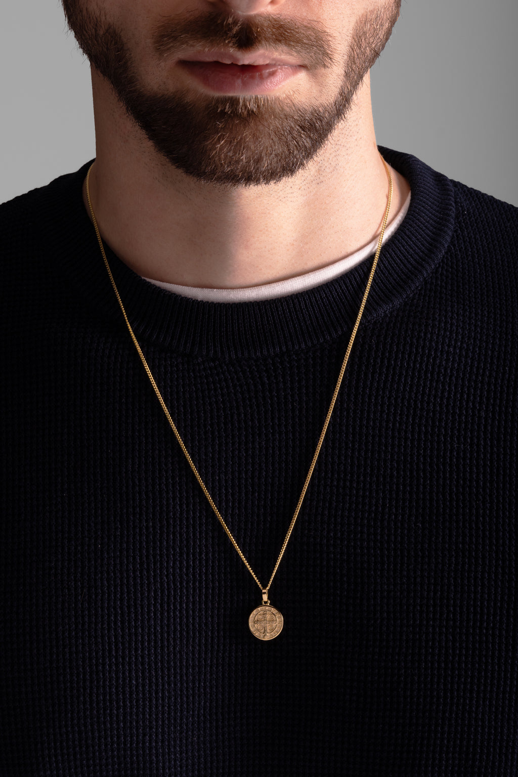 MATERIAL: PRATA BANHADA A OURO |  Colar Medal Sb PRATA BANHADA A OURO Modelo em Prata 925