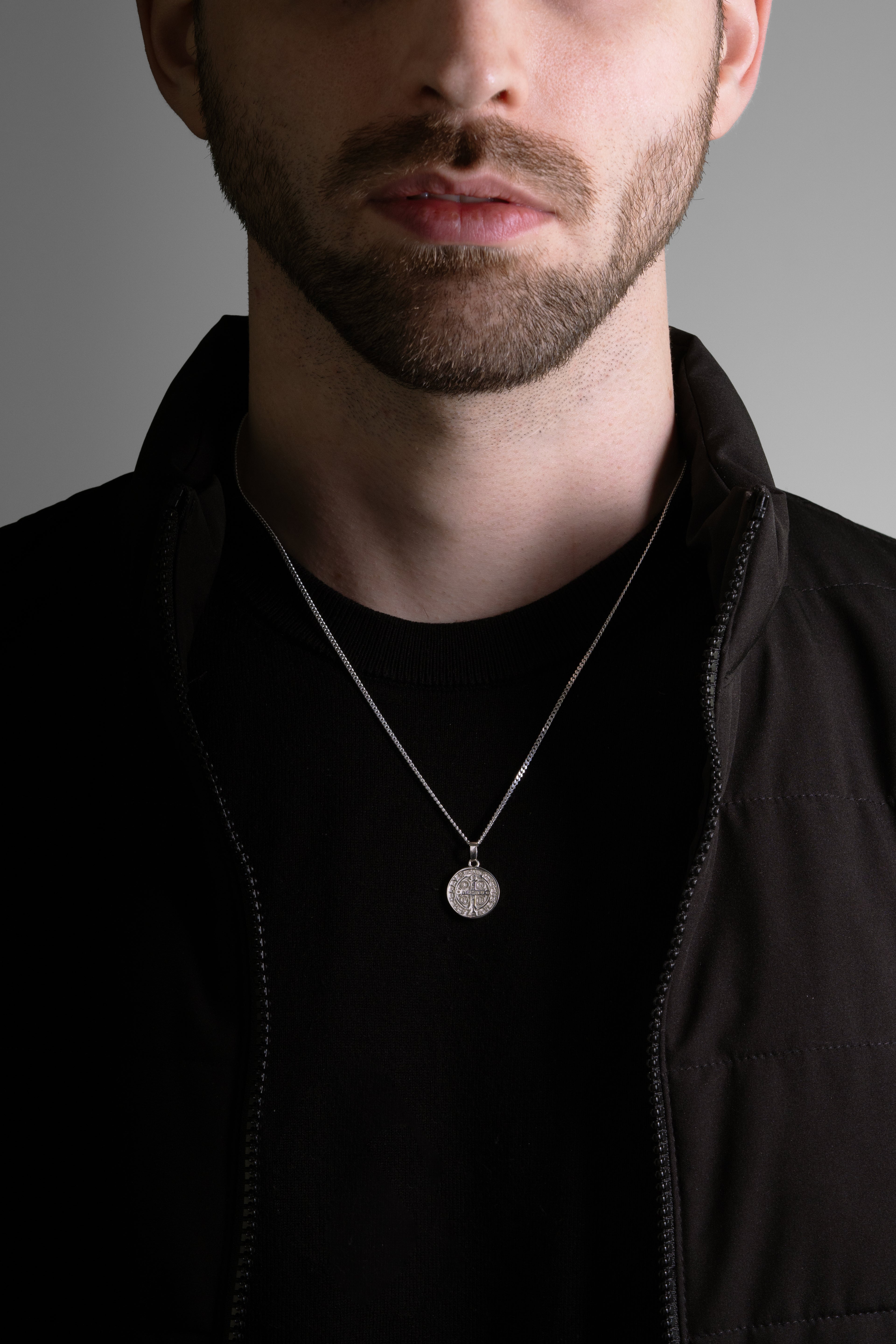 MATERIAL: PRATA | Colar Medal SB em Prata 925