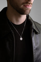 MATERIAL: PRATA | Colar Medal SB em Prata 925