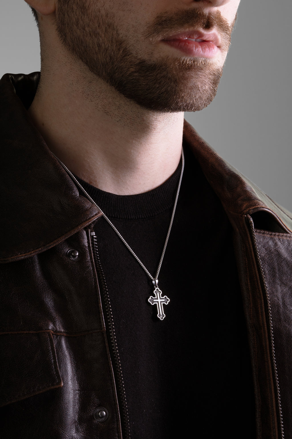 MATERIAL: PRATA 925 OXIDADA |  Colar Russian Cross PRATA 925 OXIDADA Modelo em Prata 925