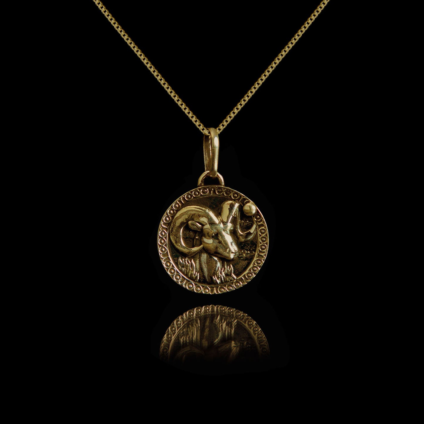 Colar de Prata Aries Banhado a Ouro