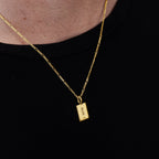 MATERIAL: PRATA BANHADA A OURO | Pingente Personalizável No. 3 em Prata 925 banhada a Ouro 18k