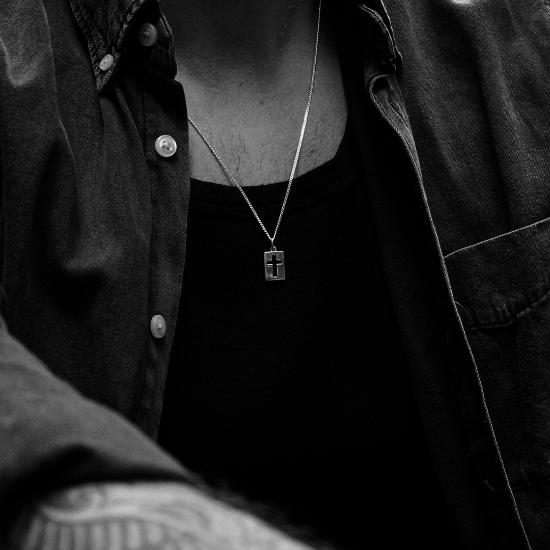 MATERIAL: PRATA | Colar Shield II em Prata 925