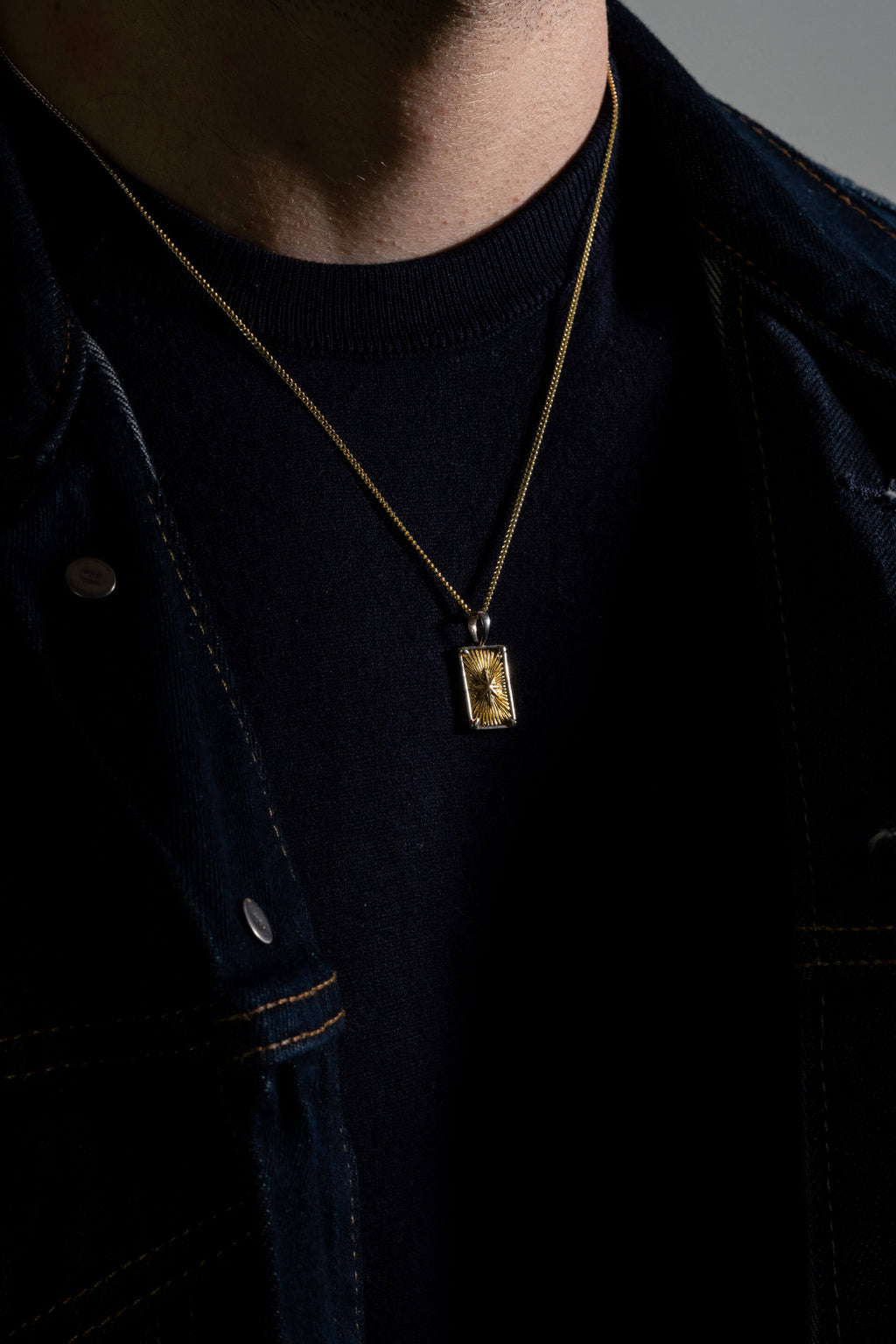 Pingente Compass II — Ouro & Prata