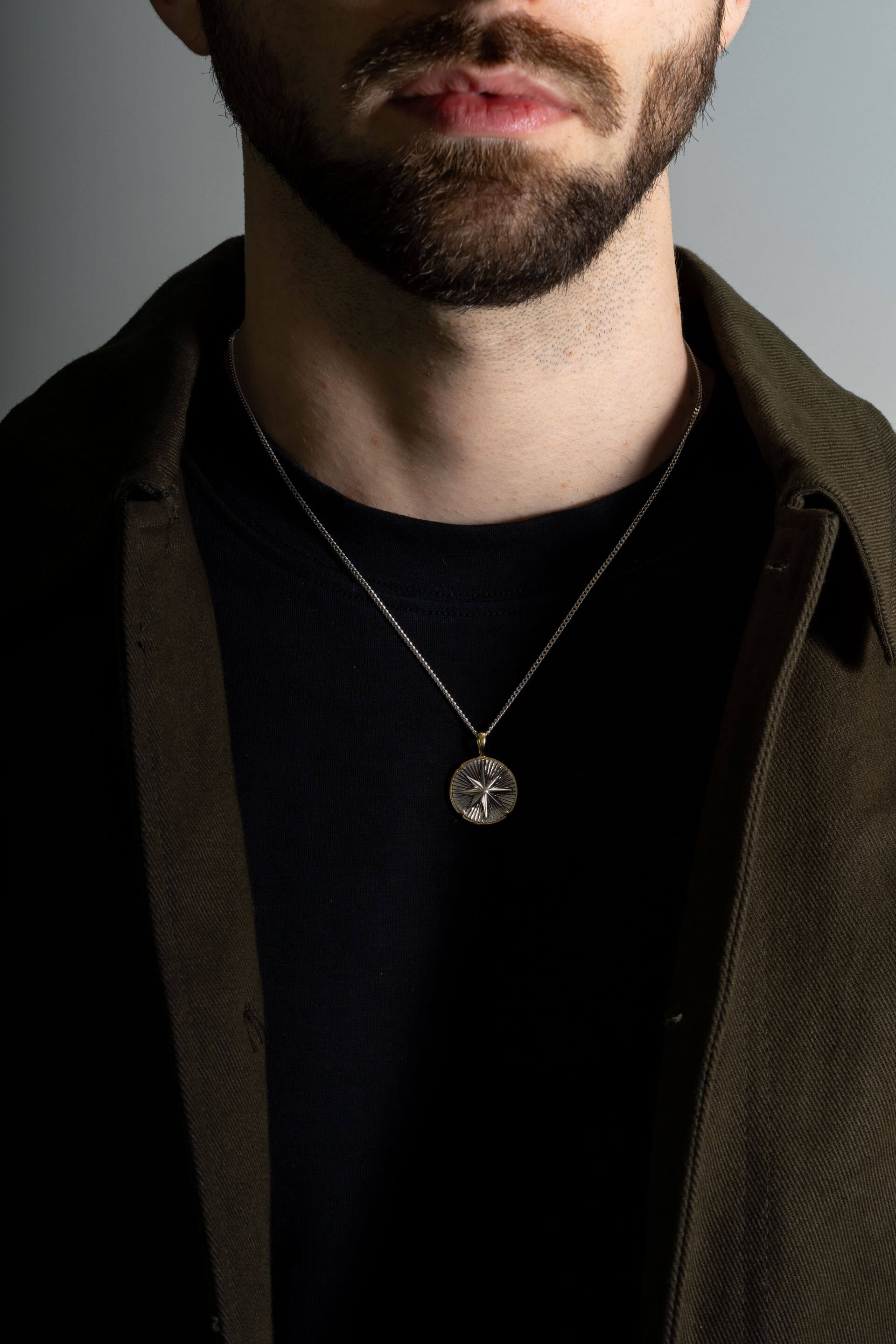 Pingente Compass I Large — Prata & Ouro