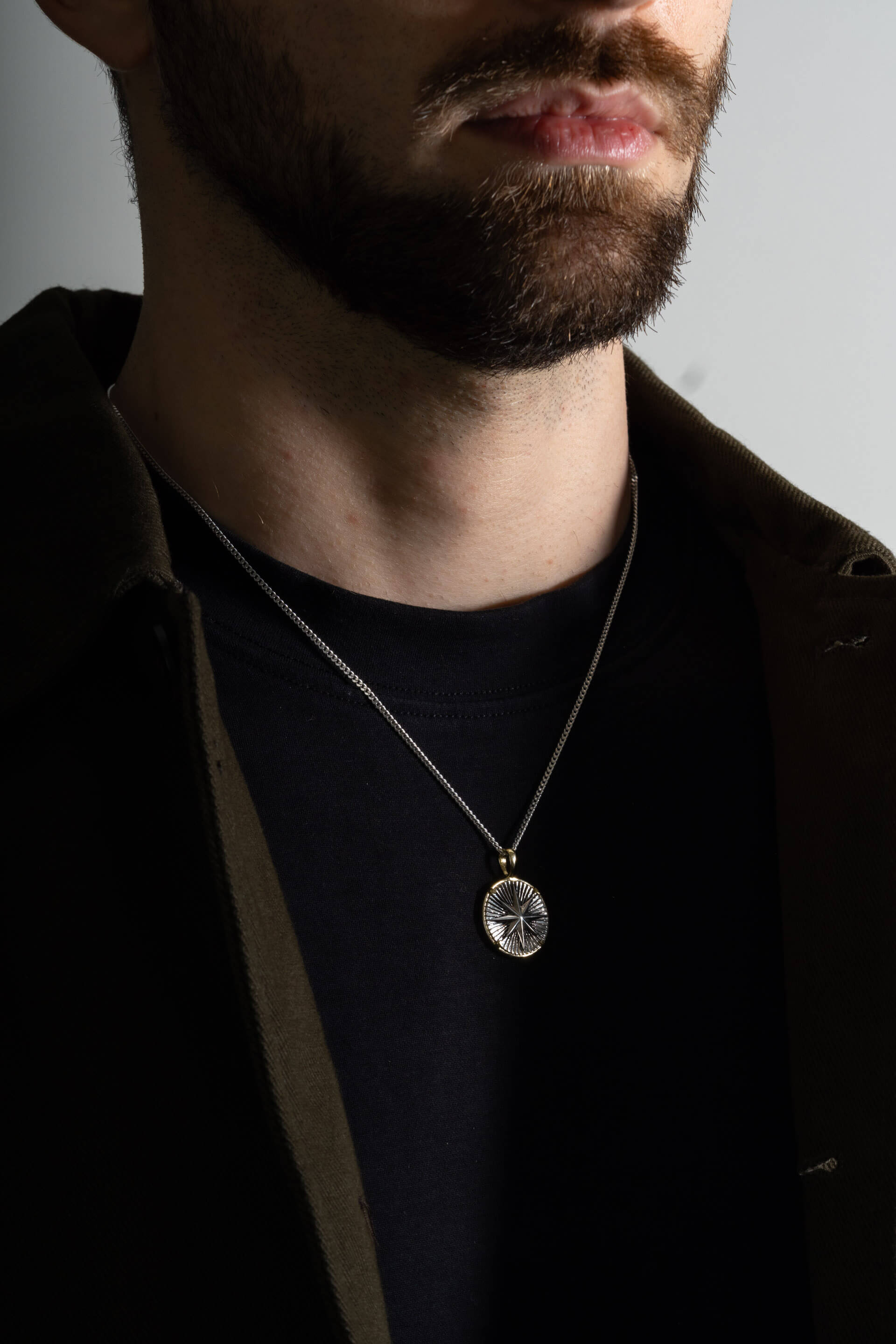 Pingente Compass I Large — Prata & Ouro