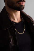 MATERIAL: PRATA BANHADA A OURO | Corrente Figaro Medium em Prata 925 banhada a Ouro 18k