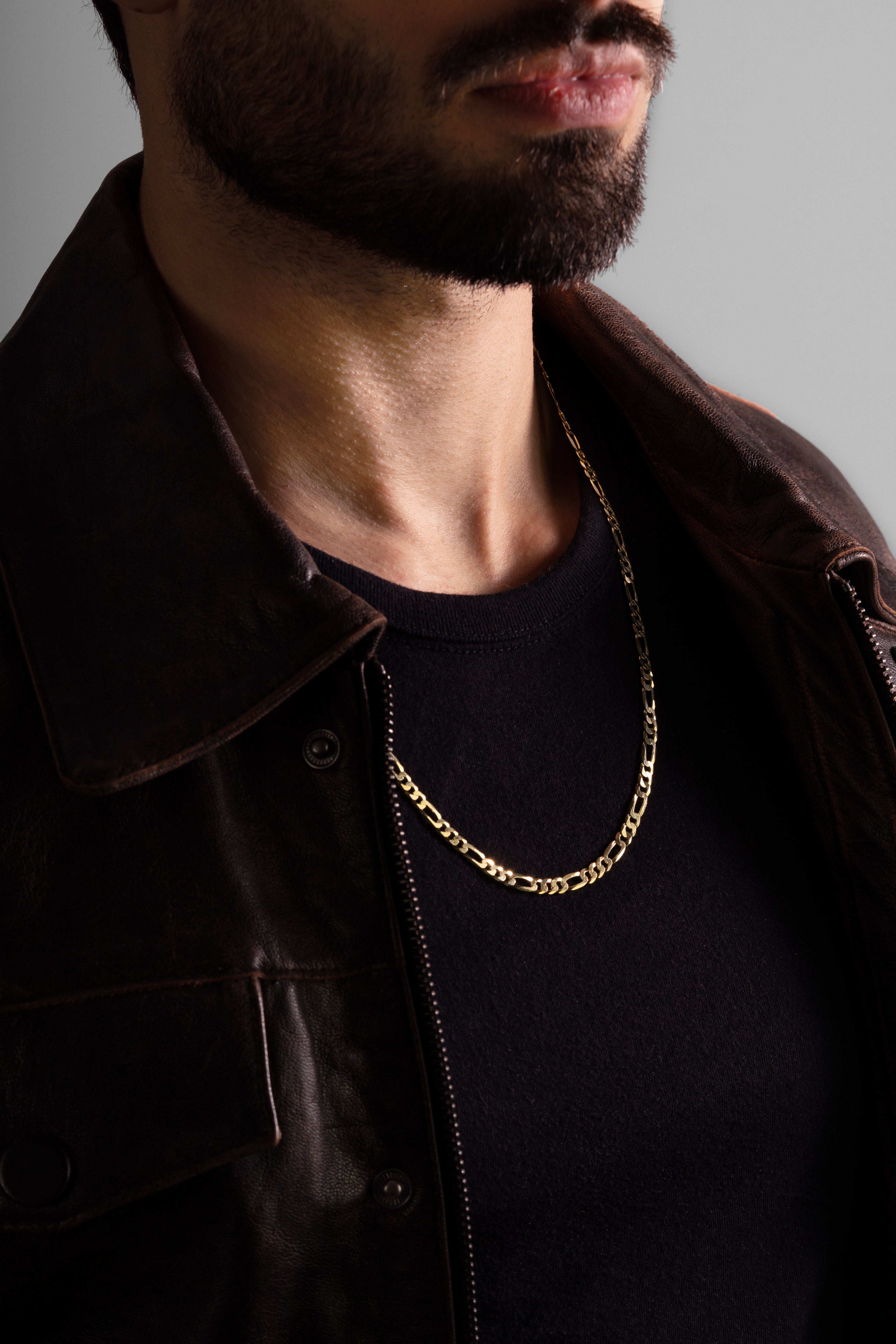 MATERIAL: PRATA BANHADA A OURO | Corrente Figaro Medium em Prata 925 banhada a Ouro 18k