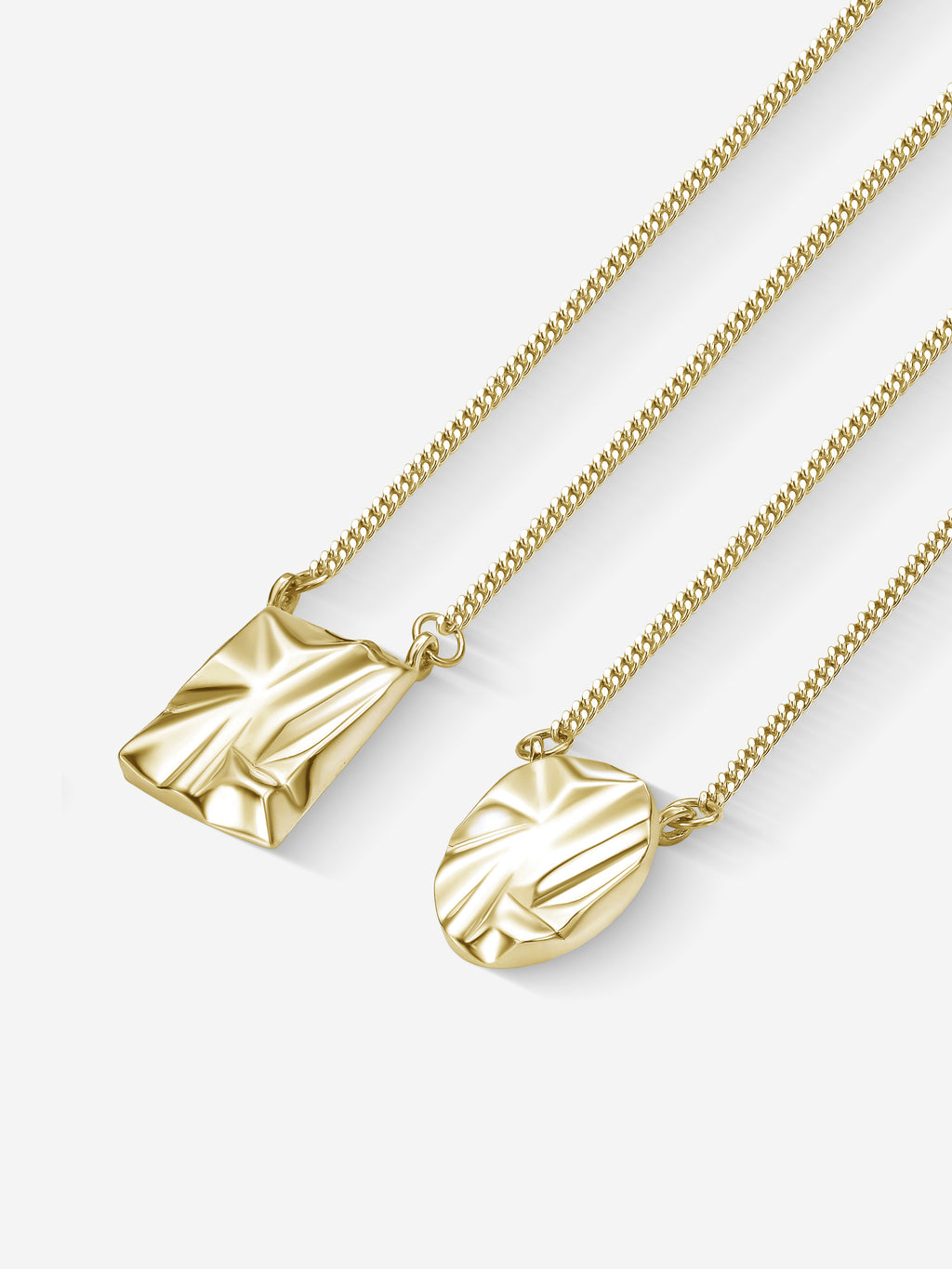 MATERIAL: PRATA BANHADA A OURO | Escapulário Impact em Prata 925 banhada a Ouro 18k
