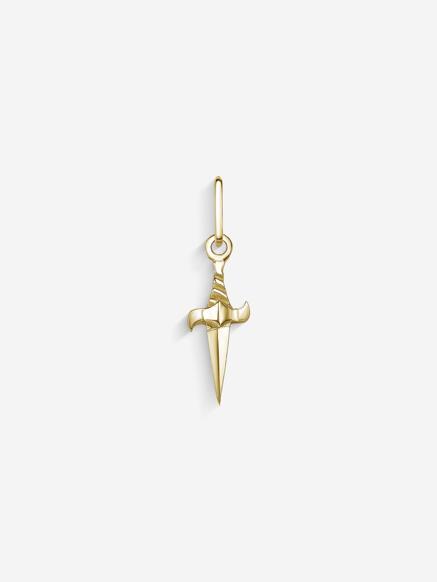 MATERIAL: PRATA BANHADA A OURO | Pingente Dagger em Prata 925 banhada a Ouro 18k