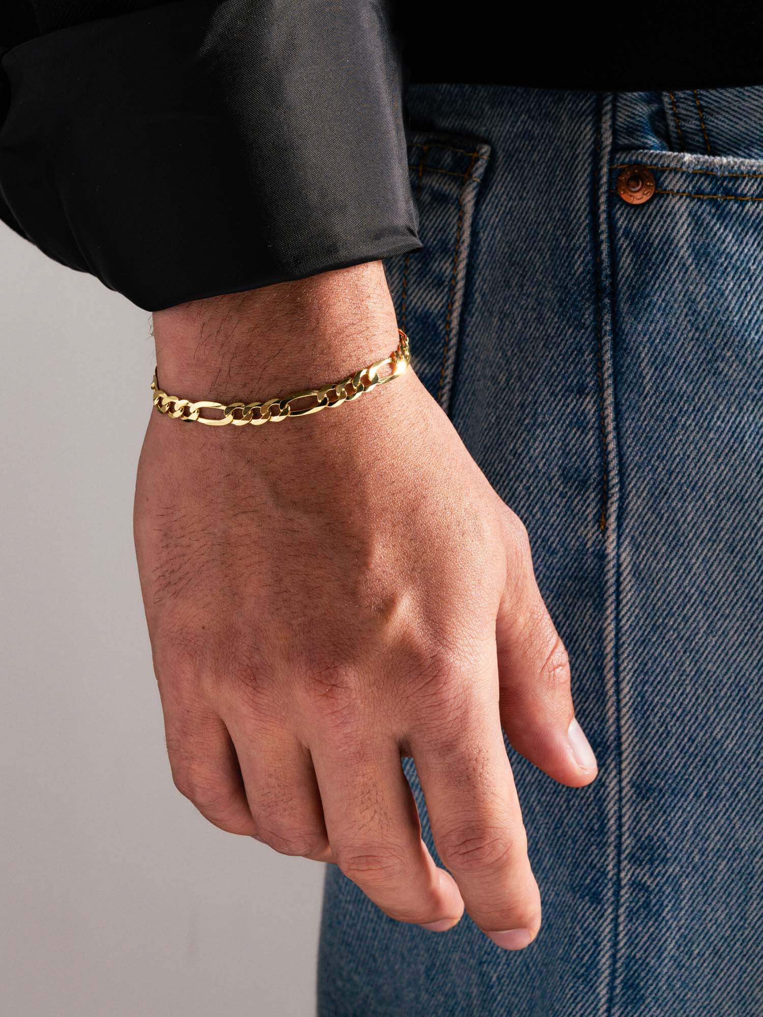 MATERIAL: PRATA BANHADA A OURO | Pulseira Figaro Medium em Prata 925 banhada a Ouro 18k