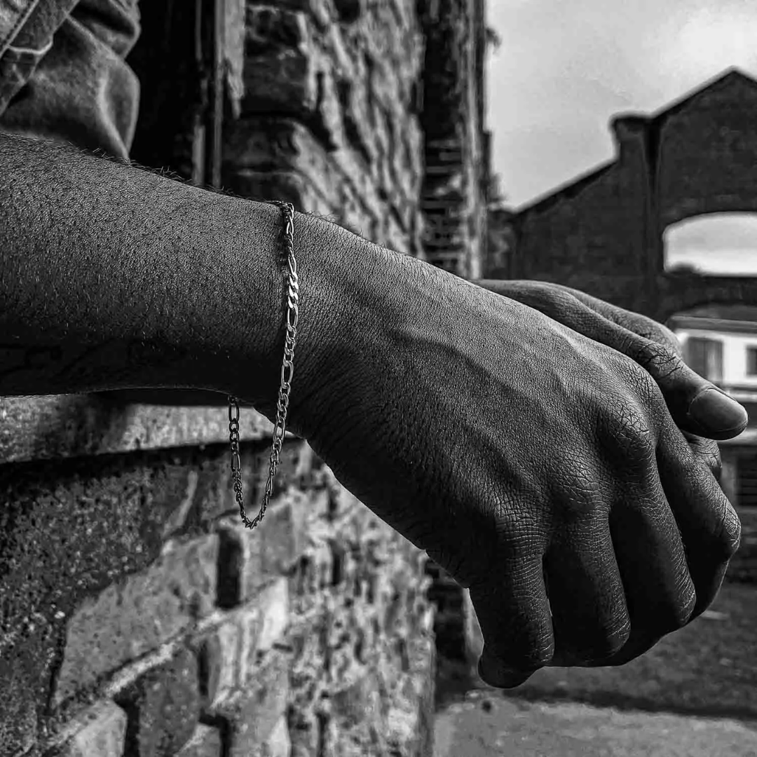 MATERIAL: PRATA | Pulseira Figaro Slim em Prata 925