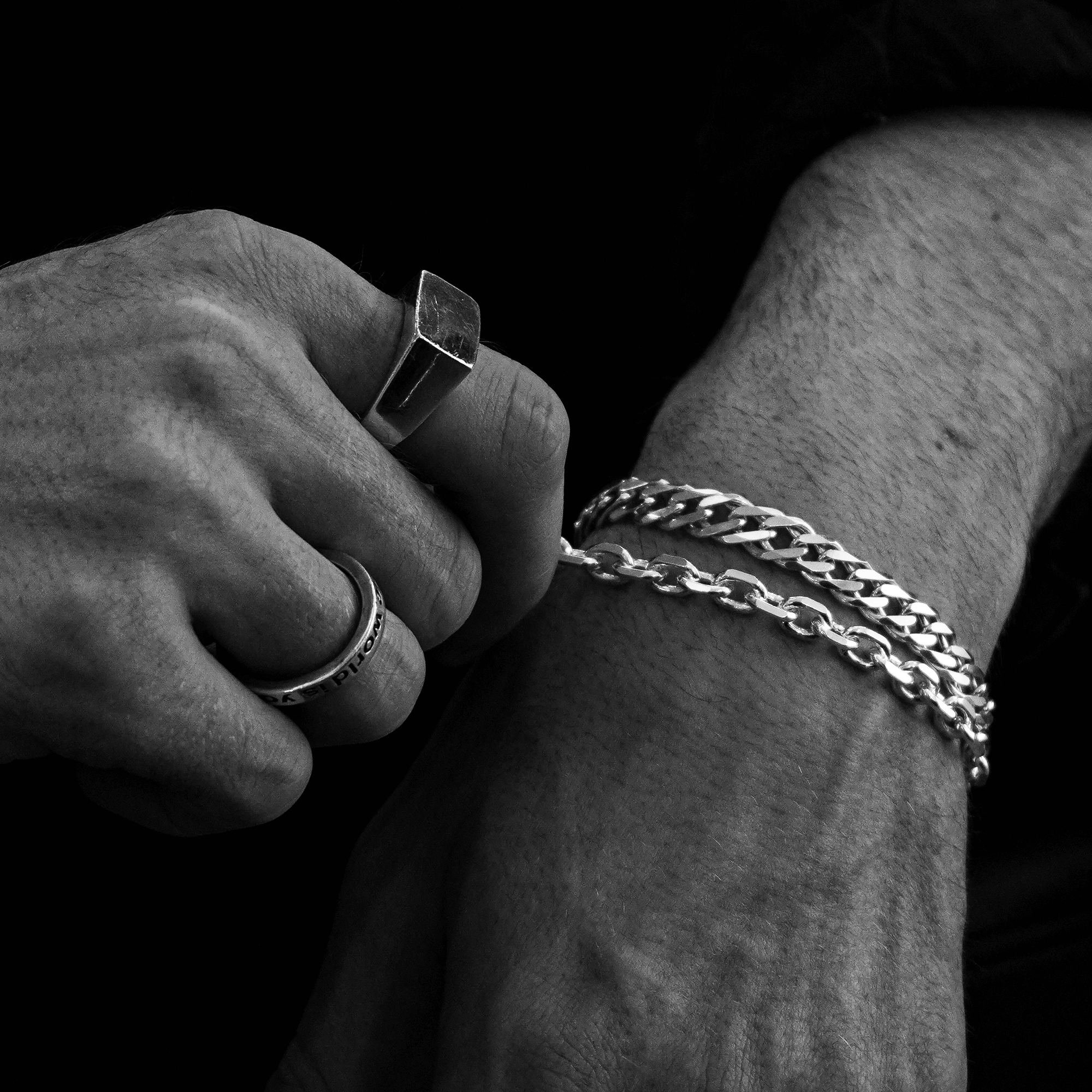 MATERIAL: PRATA | Pulseira Raw Large em Prata 925