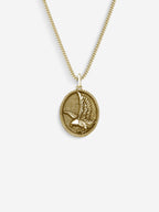 Colar Honor dourado, corrente grumet, vista frontal