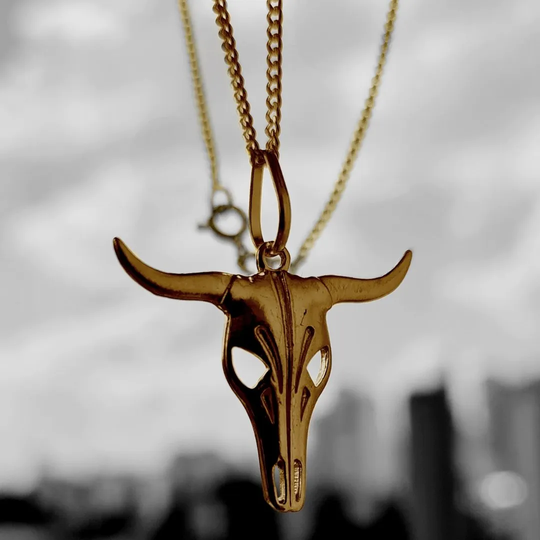 Pingente de Prata Bull Banhado a Ouro | Old Siller 2